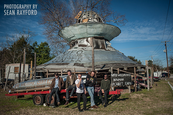 ET Anderson Photos - On the Road