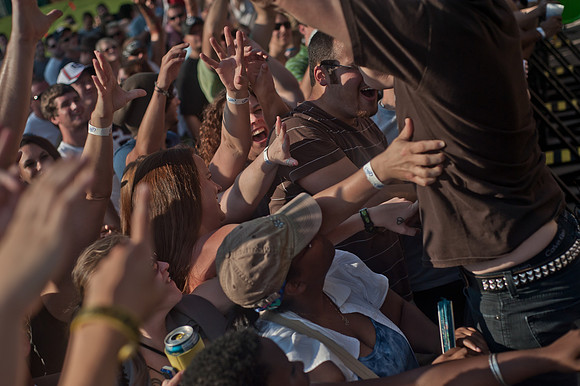 Concert Photography of the Famously Hot Music Festival by South Carolina photojournalist Sean Rayford