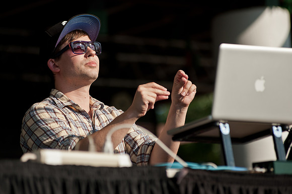 Photos - Famously Hot Music Fest 2012 by Concert Photographer Sean Rayford