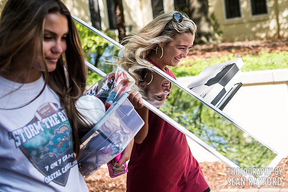 USC students move back to campus