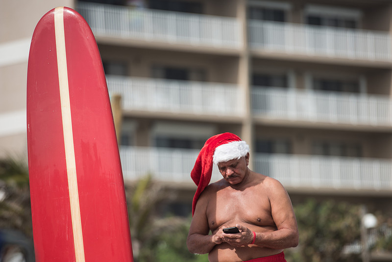 surfin santas by columbia sc photographer  0976