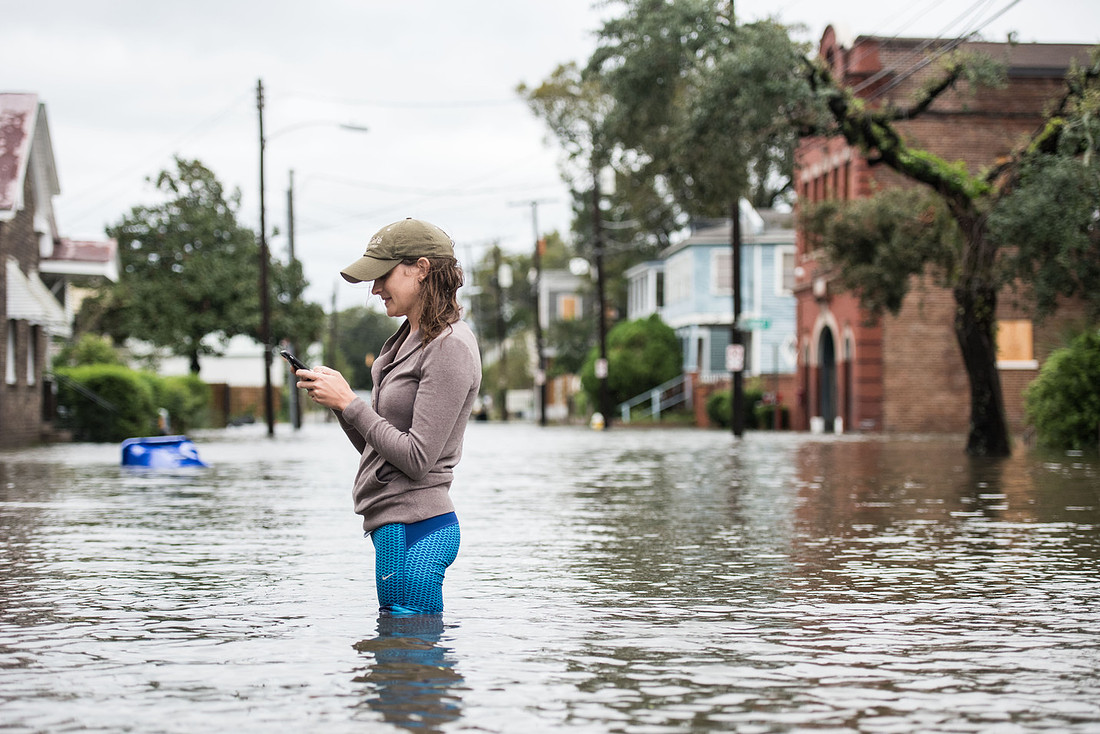 Hurricane Matthew coverage in Charleston 63325