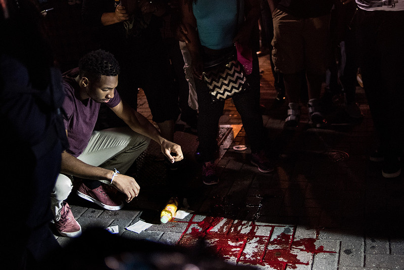 Protests break out in charlotte  by Columbia Sc photographer Sean Rayford
