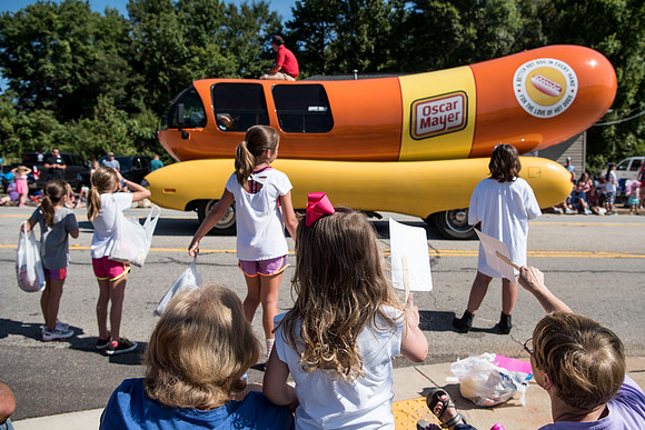 Chapin Labor Day Parade DACA protest Photos 127034