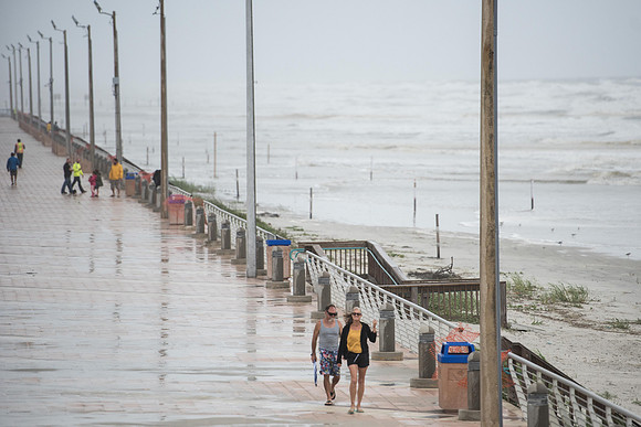 hurricane Irma daytona photos 130429