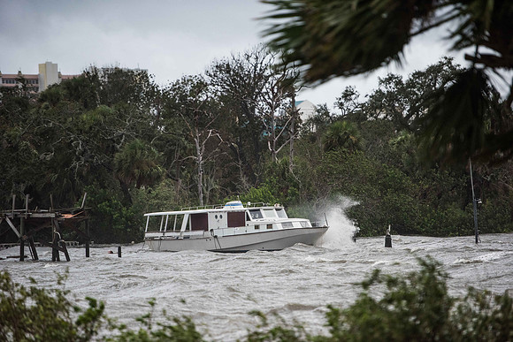 Powerful Hurricane Irma Slams Into Florida 133902