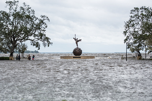 Powerful Hurricane Irma Slams Into Florida 134241