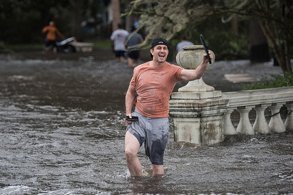 Powerful Hurricane Irma Slams Into Florida 134312