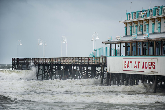 hurricane Irma daytona photos 131007-2