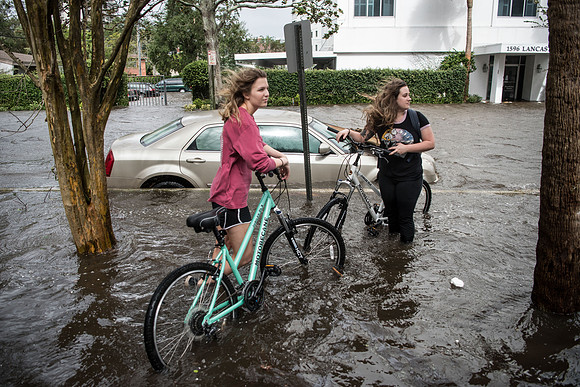 Powerful Hurricane Irma Slams Into Florida 134469