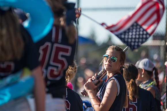HSsoftball051626844