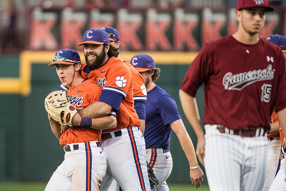 USC-ClemBase030605065_
