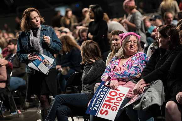 roy moore vs doug jones for senate alabama photos 267424