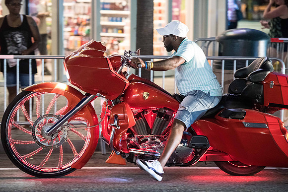 black bike week fri 009378