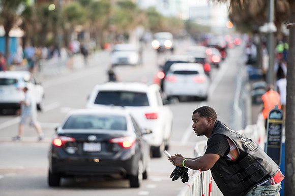 black bike week fri 010629