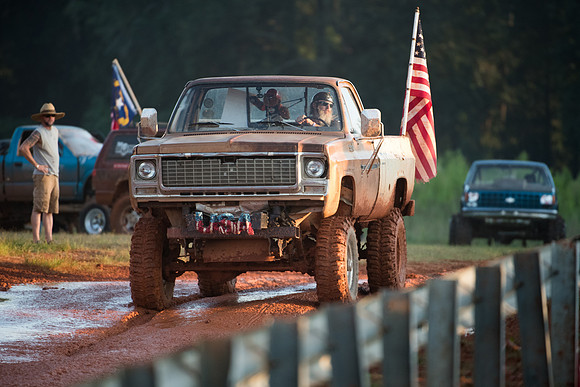 state line mud bog 08383