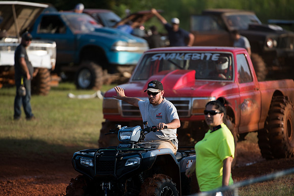 state line mud bog 10784