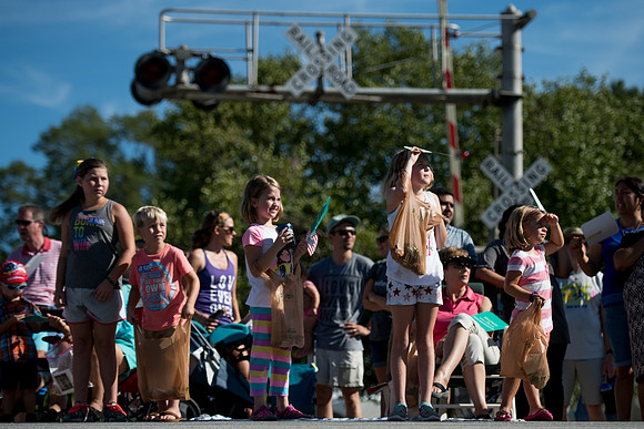 chapin labor day parade photos 17502