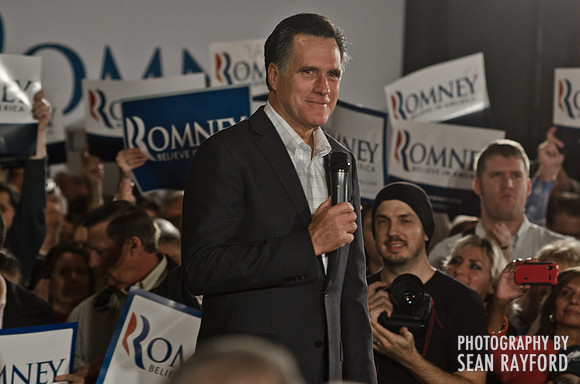 Mitt Romney and Nikki Haley