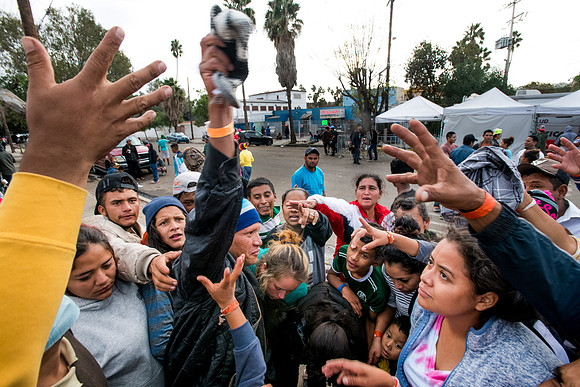 tijuana caravan nov 22 09380