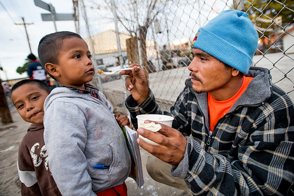 tijuana caravan nov 22 09746