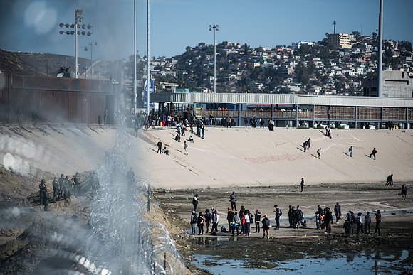 tijuana caravan nov 25 17974