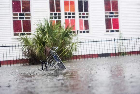 Hurricane Matthew coverage in Charleston 62914