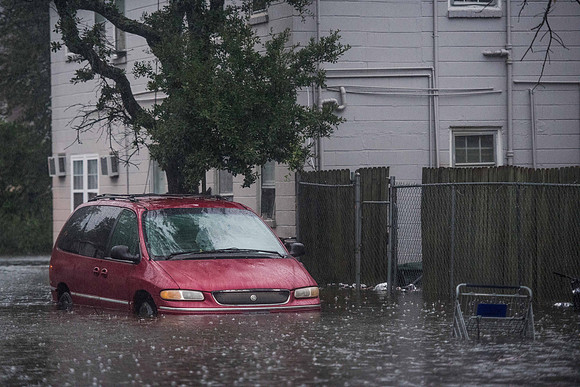 Hurricane Matthew coverage in Charleston 62912