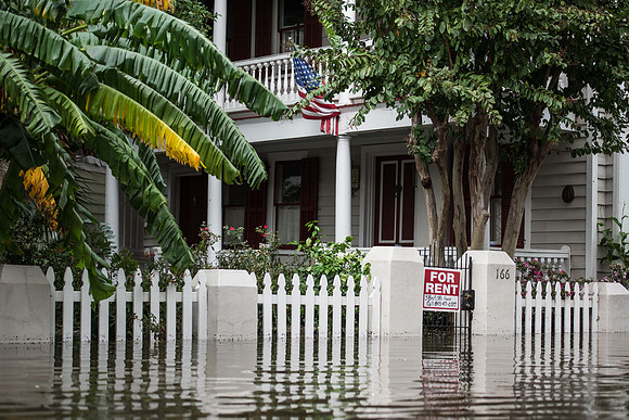 Hurricane Matthew coverage in Charleston 63566
