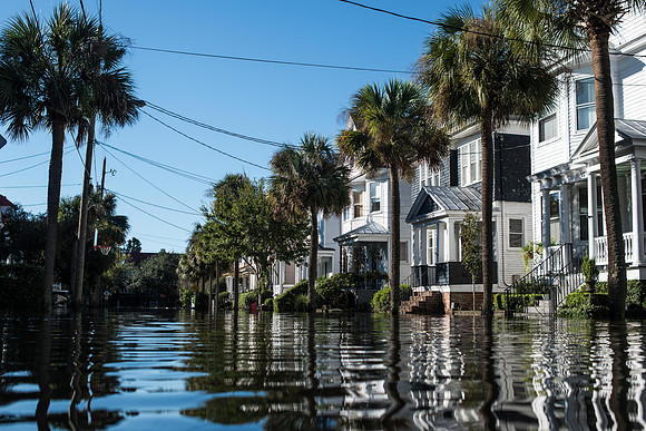 Hurricane Matthew coverage in Charleston 64120