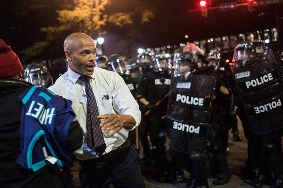 Protests break out in charlotte 44769