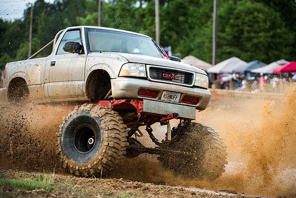 twittys mud bog photos 006240-2