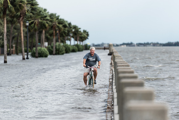 Hurricane Matthew coverage in Charleston 63468